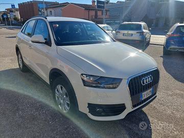 AUDI Q3 2.0 TDI Business !!!!