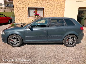 Audi A3 Sportback quattro 