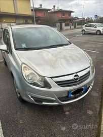 Opel corsa 2010