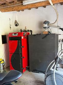 Caldaia Legna/pellet/nocciolino