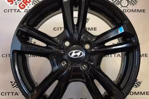 Cerchi in lega Hyundai i10 i20 Accent Atos Getz 15