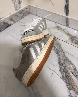 Adidas campus