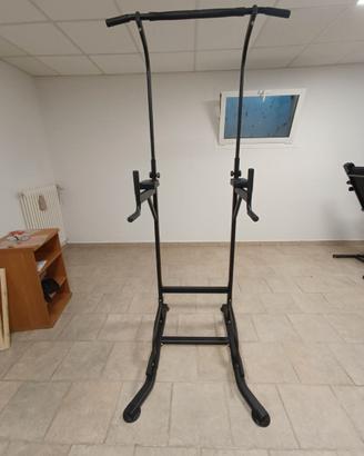 Power tower, calisthenics