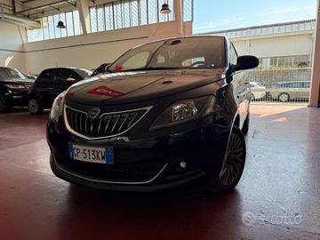 Lancia Ypsilon 1.0 FireFly 5 porte S&S Hybrid Gold
