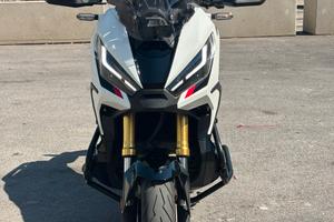 Honda X-ADV 750 DCT garanzia 2029