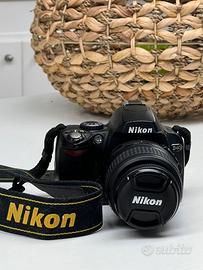 Nikon D40 + obiettivo 18-55