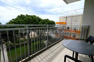 Elegante Appartamento Quadrilocale Fronte Mare in