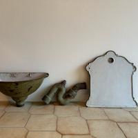 Antica fontana in ghisa