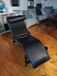 Chaise Longue modello tipo LC4 Cassina