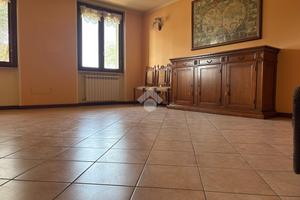 PORZIONE DI BIFAMILIARE A LOGRATO