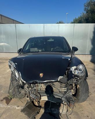 PORSCHE CAYENNE 3.0 D 4X4 180KW AUT 5P (2014) RICA