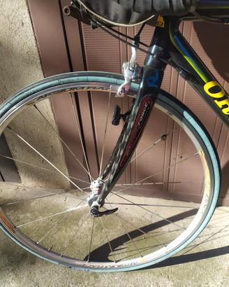 bici da corsa marca orobica cicli