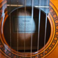 CHITARRA YAMAHA CG 110