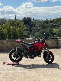 Hypermotard 939