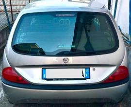 Lancia Y