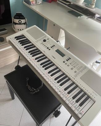 Tastiera Yamaha EZ 300