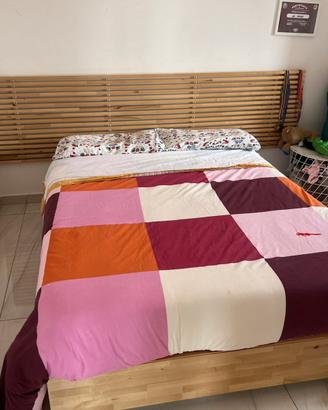 Letto in legno con cassetti e testiera ikea