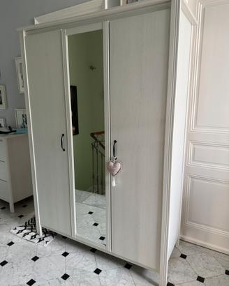 ARMADIO IKEA 3 ante con specchio - bianco