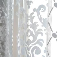 tende organza con disegni floreali