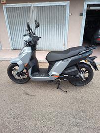 peugeot tweet 200 gt
