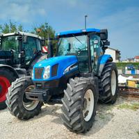 Trattore New Holland TS 135 A