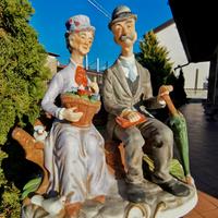 Statuina Capodimonte. Vintage. ( N. Coronata) 