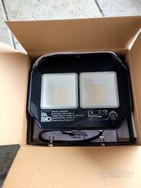 fari proiettori lampioni illuminazione led