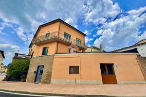 CASA INDIPENDENTE A MONTALE