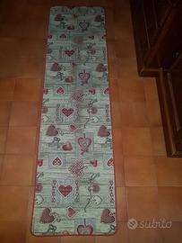 Tappeto cucina antiscivolo. Fantasia cuori.