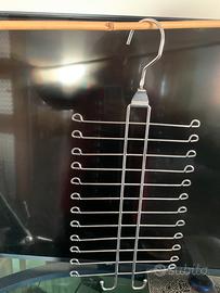 Appendino cinte/cravatte