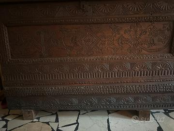 cassapanca sarda dell otticento