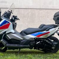 Maxi scooter Sym Maxsym 500 TL