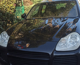 Porsche cayenne turbo