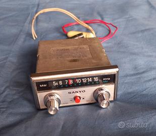 Sanyo autoradio da macchina vintage anni 60-70