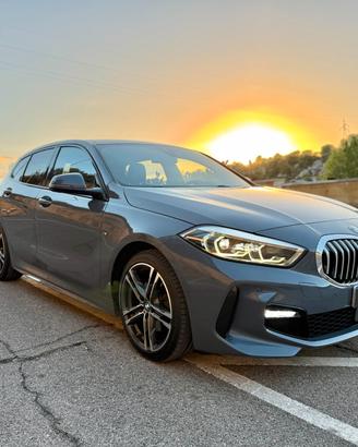 BMW 116D M-SPORT/1.5 116CV/AMBIENT LIGHTS/CAR PLAY