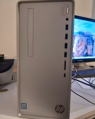 Desktop Hp core i5 32 Gb e gtx 1650 da 4 Gb