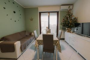 3 LOCALI A TARQUINIA