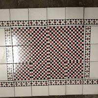 F.De Maio,decoro piastrelle a mano "Scacchi",1985