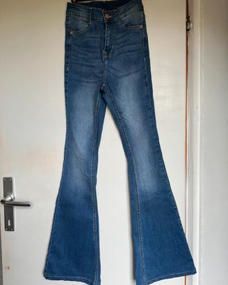 Jeans zampa a vita alta taglia 36