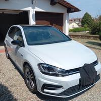 Golf r line