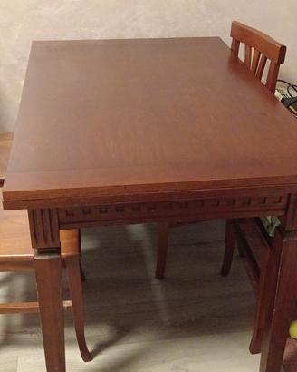 Tavolo in legno + sedie