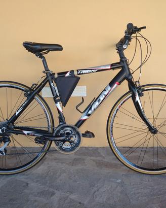 Bicicletta trekking turismo