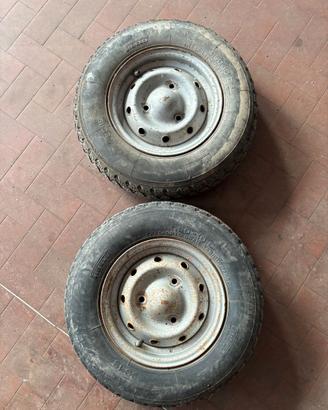 RUOTA ORIGINALE APE CAR P2 CON CERCHIO / CERCHI