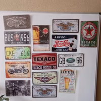 Targa - Espositore da parete in latta