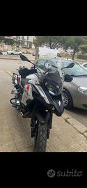 Benelli trk 502x