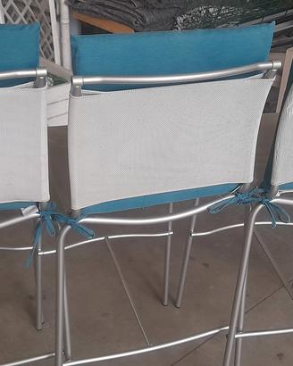 3 sgabelli colore grigio con le fodere 