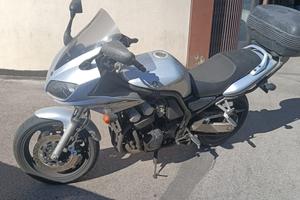 YAMAHA FAZER