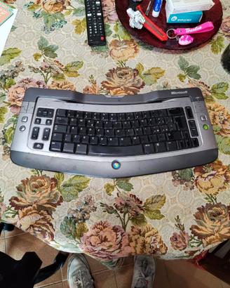 Tastiera Microsoft Wireless KeyBoard 7000 PC