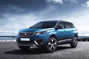 PEUGEOT 5008 BlueHDi 130 S&S EAT8 Business