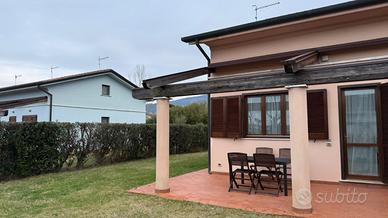 Terratetto con giardino - Settimanali - Versilia